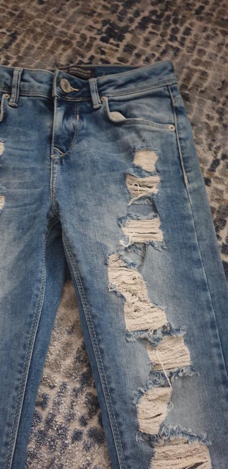 Rifle č.32, bershka,32