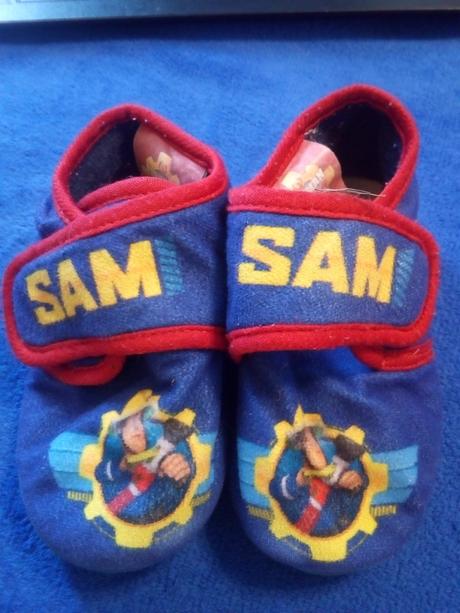 Papucky sam, 25