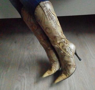 Celokožené talianské kvalitné čižmičky, 37