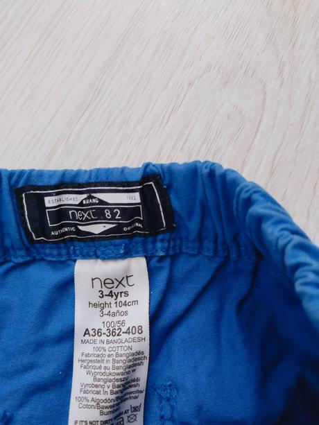 Šortky next, next,104