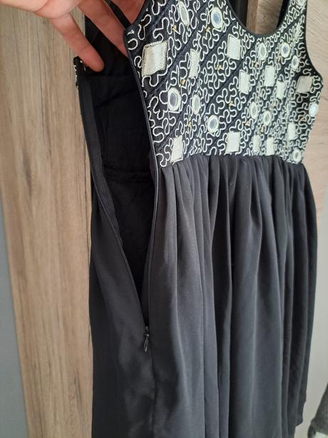 Elegantné šaty, xs