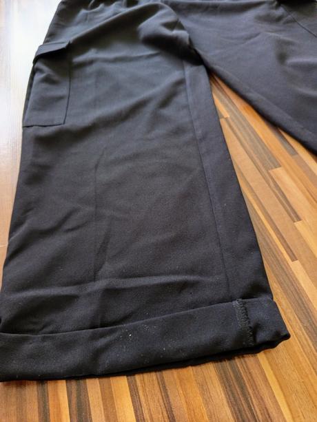 Bussines nohavice kapsáčivé, bershka,xs