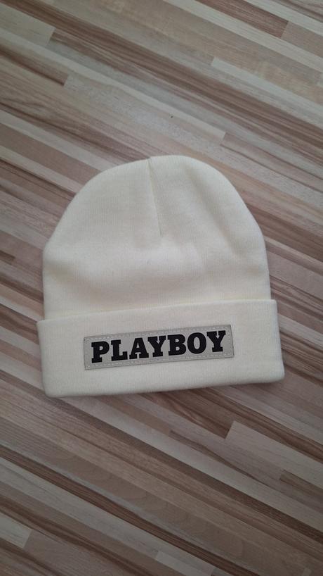 Čiapka, playboy