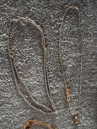 Rôzne retiazky 5ks, 