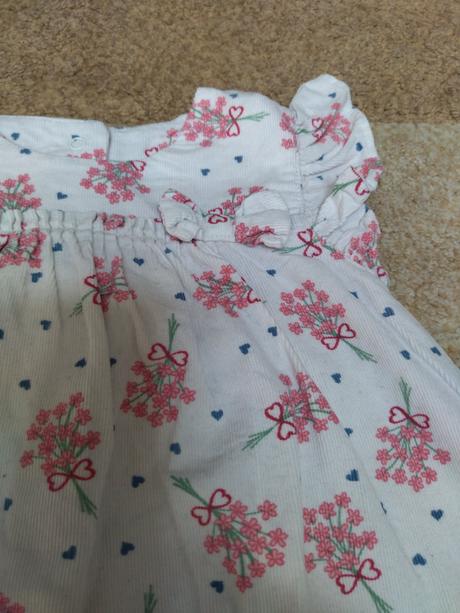 Mencestrove saty, 98