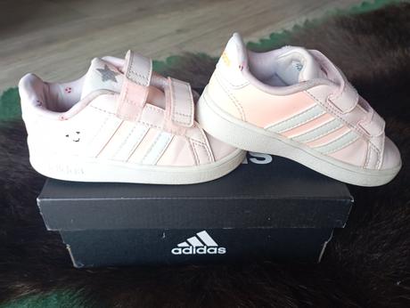 Adidas botasky, adidas,23