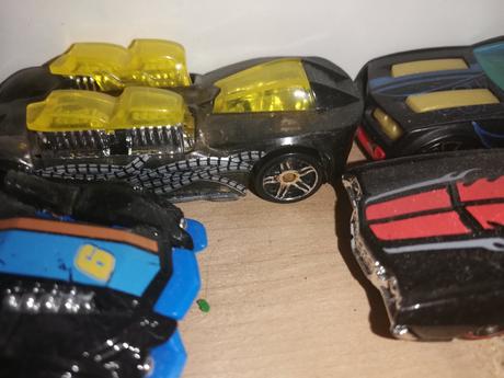 Ponúkam na predaj hot wheels, 