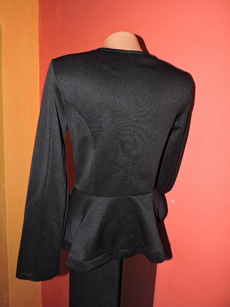 Sako s plum riasením v páse, m