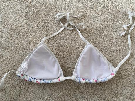 Plavky s kvetinovým motívom, gate,m