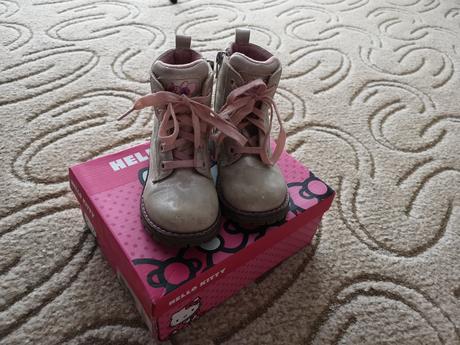 Prechodné topánočky hello kitty, 26