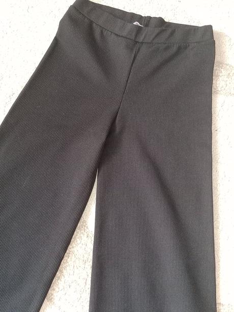 Legíny/nohavice, 152