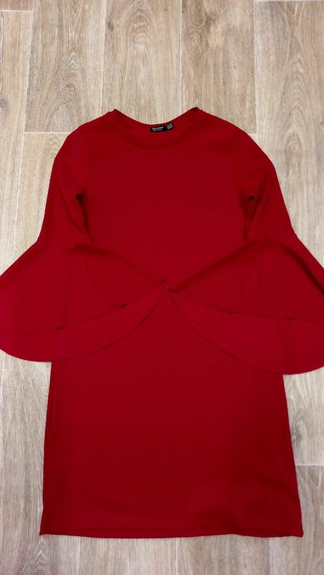 Červené šaty, bershka,xs