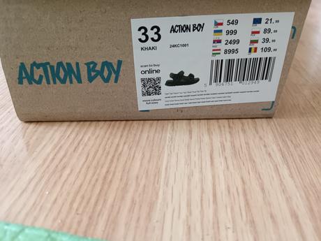 Chlapčenské sandále, 33