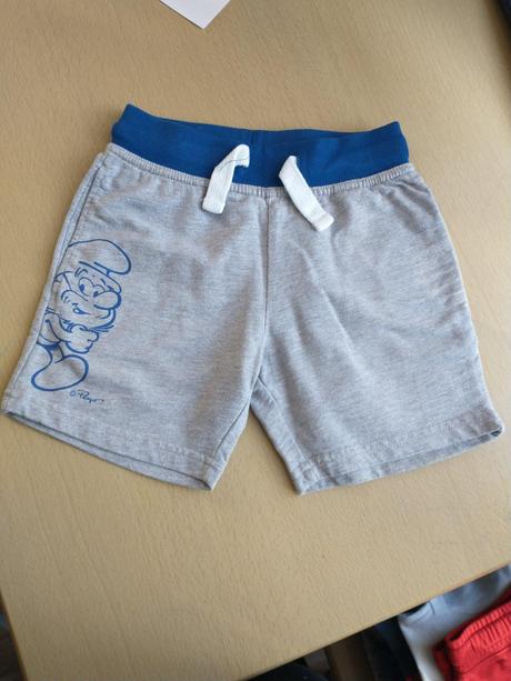 Kraťase šmolkovia č.110/116, lupilu,110