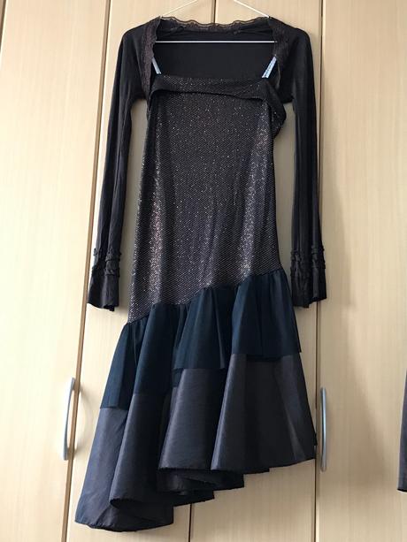 Spoločenské asymetrické šaty, s