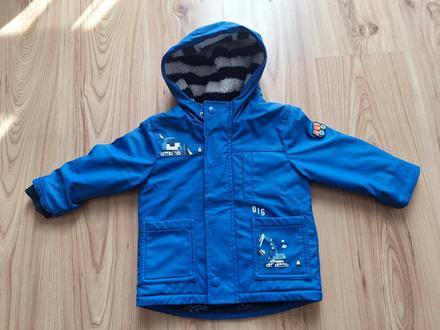 Teplá bunda do dažďa, next,92