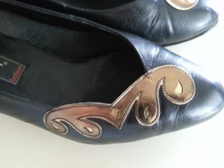 Cierne balerinky so zlatou aplikaciou, gabor,39