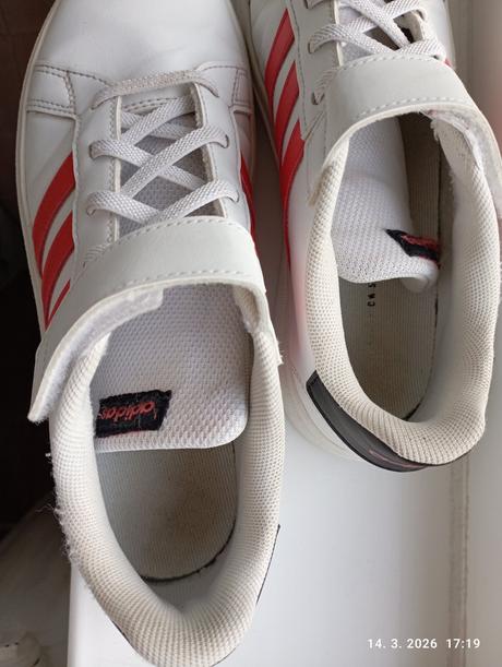 Tenisky biele + modré (už s poštovným), adidas,37