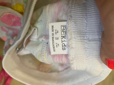 2x kraťasy, f&f,104