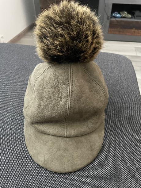 Čiapka s brmbolcom, 