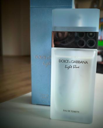Dolce&gabbana light blue, 