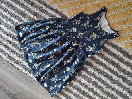 Kvetinkové šaty 122/128, h&m,122