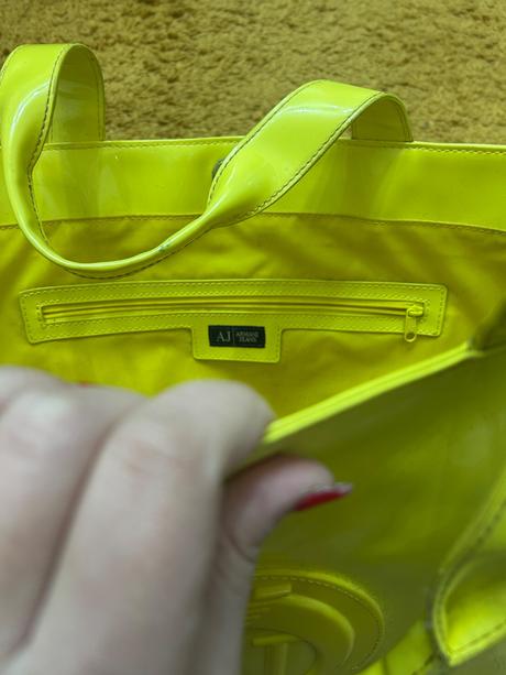 Armani kabelka, armani