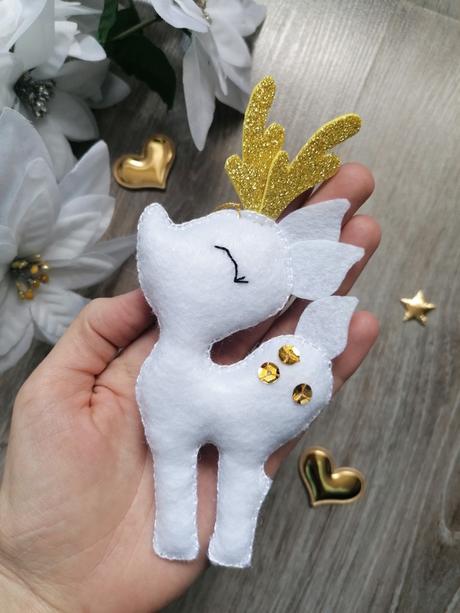 Vianocne ozdoby jelencek,