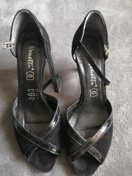 Lodičky čierne, 39