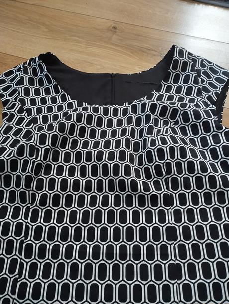 Formálne šaty, <50