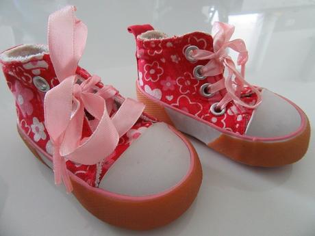 Kvetové plátenky, <17