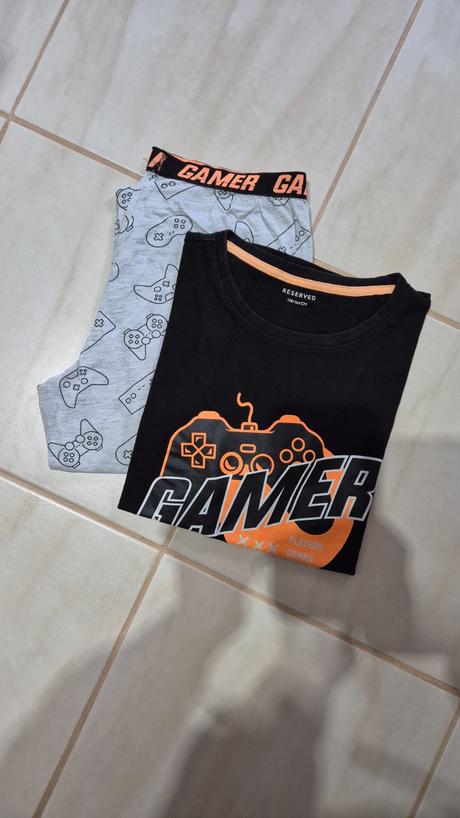 Pyžamo, reserved,158