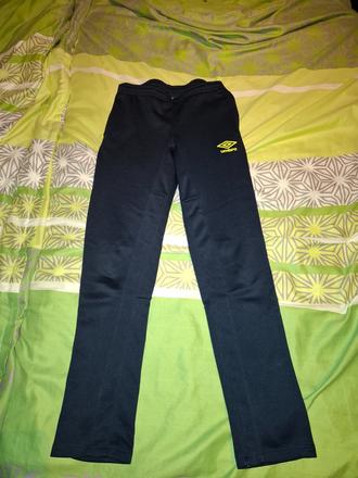 Umbro tepláky, umbro,134