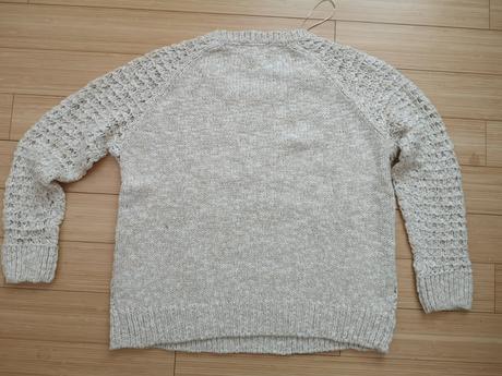 Next sveter, next,l