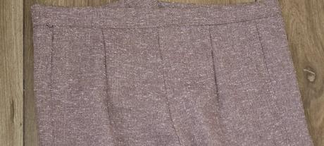 Staroružové nohavice, 42