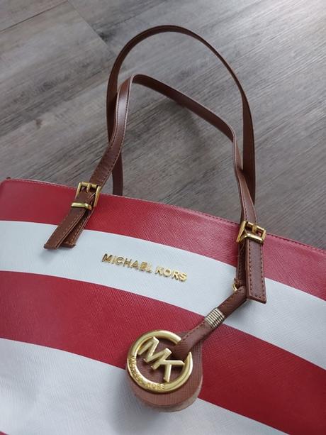 Červeno biela pásikavá kabelka, 