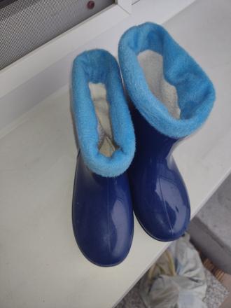 Gumaky, nizsie, s postou, 28