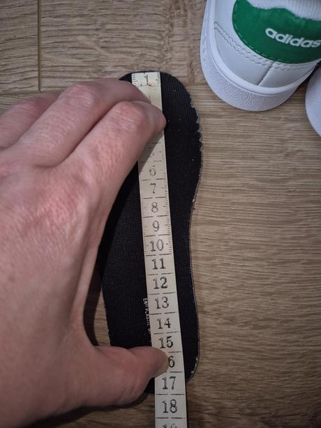 Balik tenisiek c.25 biele adidas su c.26, adidas,25