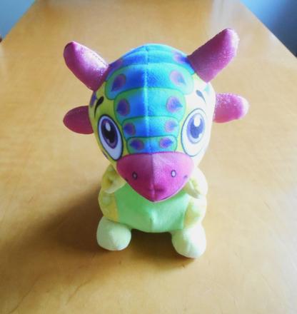 Textilná hračka dinosaurus,