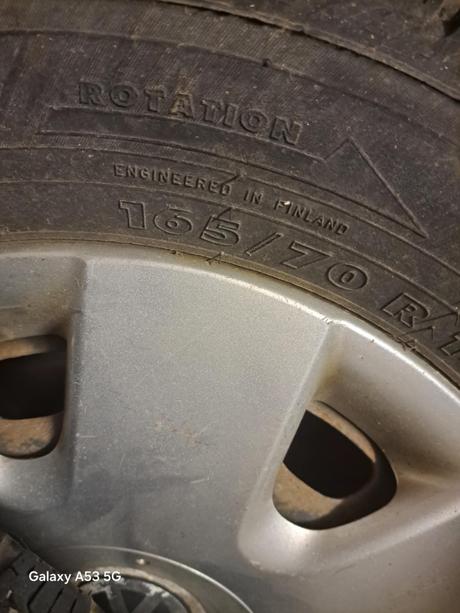 4ks zimné pneumatiky,