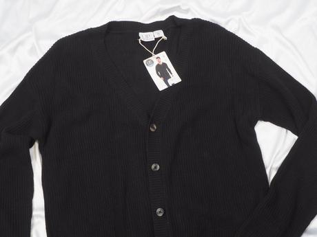 Kvalitný čierny pánsky sveter up 2 fashion, xl