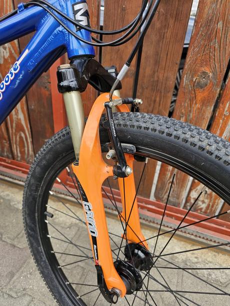 Junior bicykel mongoose, 24