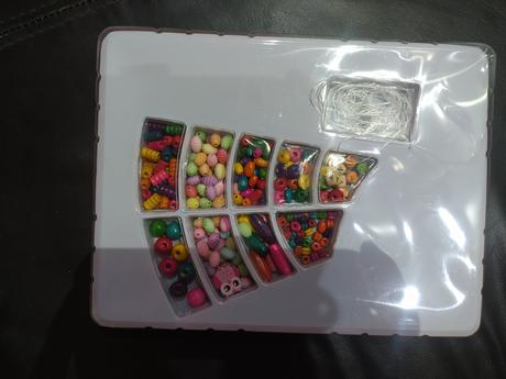 Korálky navliekanie, 