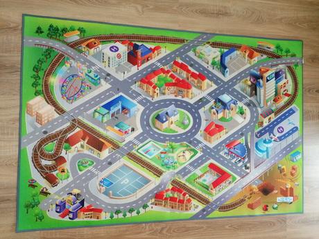 Hrací koberec mesto, 
