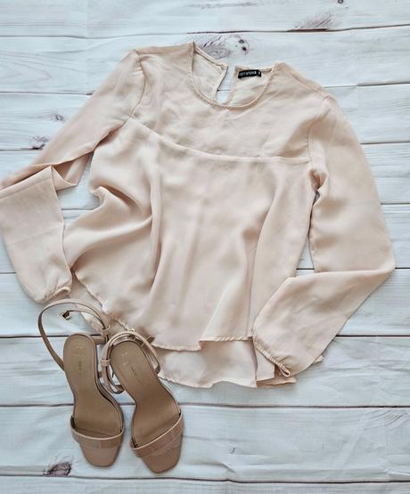 Pekná lahulinká blúzka, s