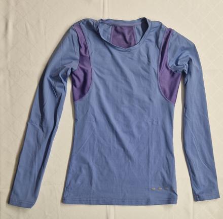 Funkčný nátelník, s