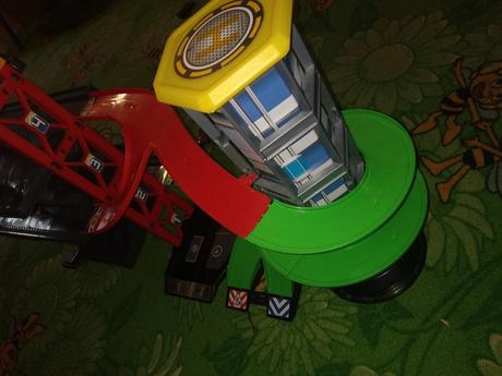 Parkovací garáž dickie + autá, 