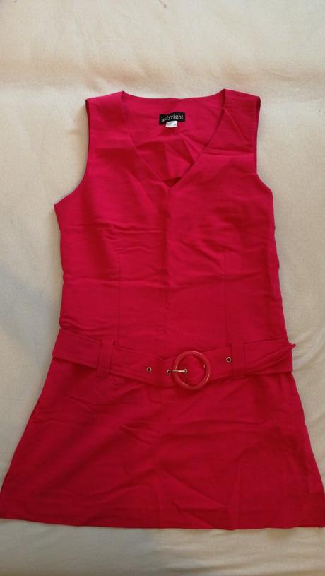 Nove mini šaty / top na leginy, 38