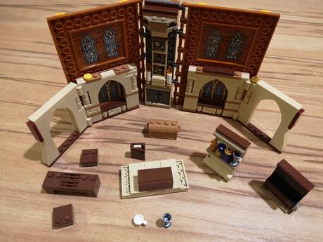 Lego 76382 harry potter hodina transfigurácie,