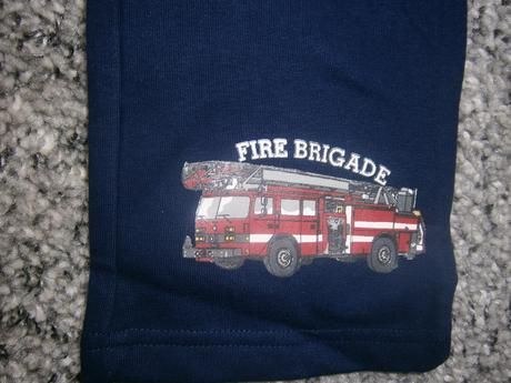 Teplé tepláčiky 110/116, lupilu,110